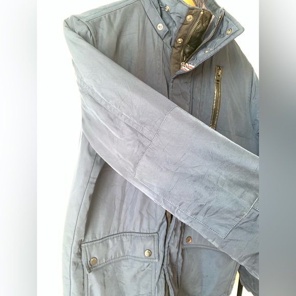 Vintage Hilfiger denim size small men’s navy jacket. - Picture 3 of 13